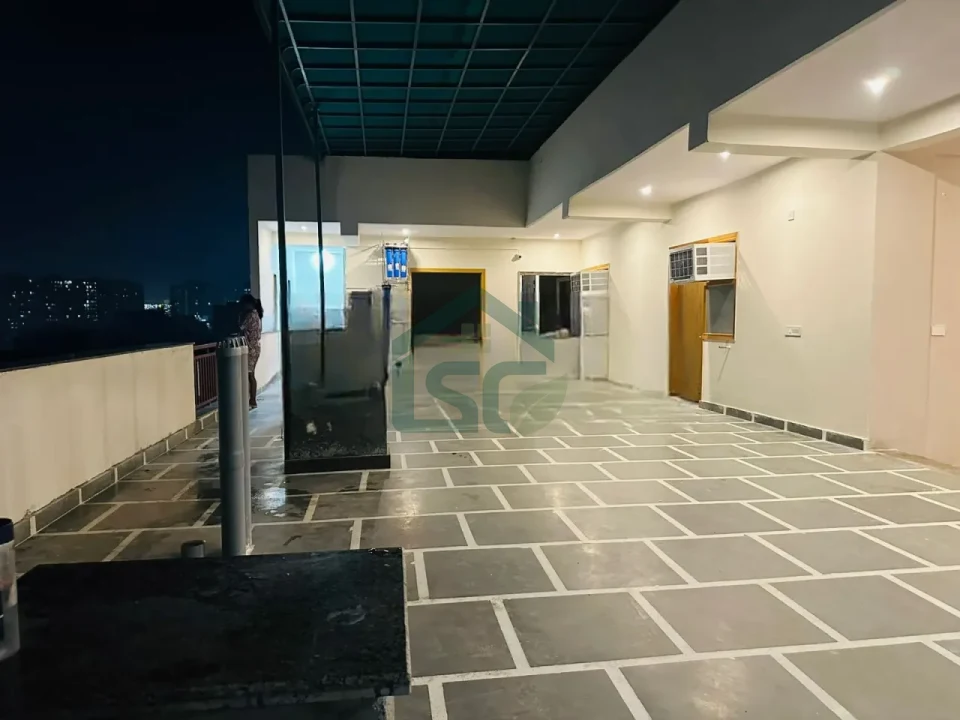 Navkul Stays in Sector 69, Gurugram — property photo 3