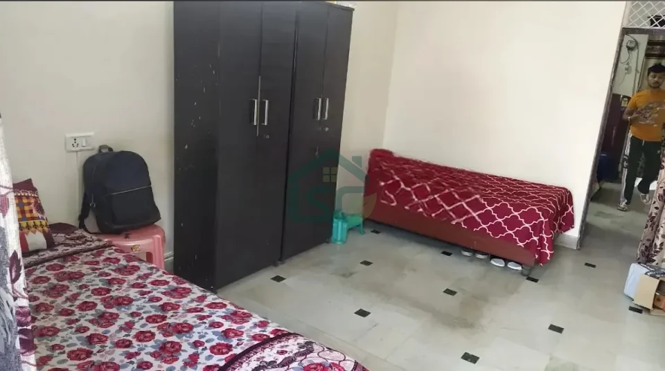 Arora PG Rooms in Moti Nagar, Delhi — property photo 3