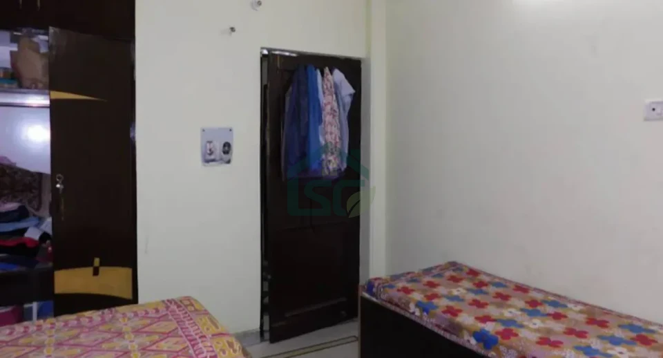 At Ritu Girls PG Hostel, Gandhi Nagar, Bhopal