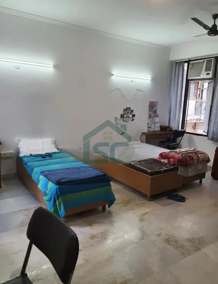 Metroo Inn PG in Sector 14, Gurugram — property photo 2