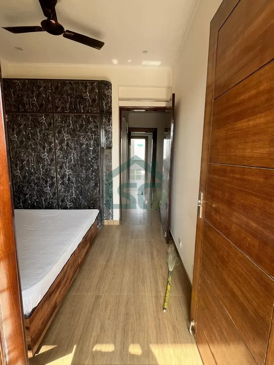 2 BHK fully furnished in Sector 52, Gurugram — property photo 1