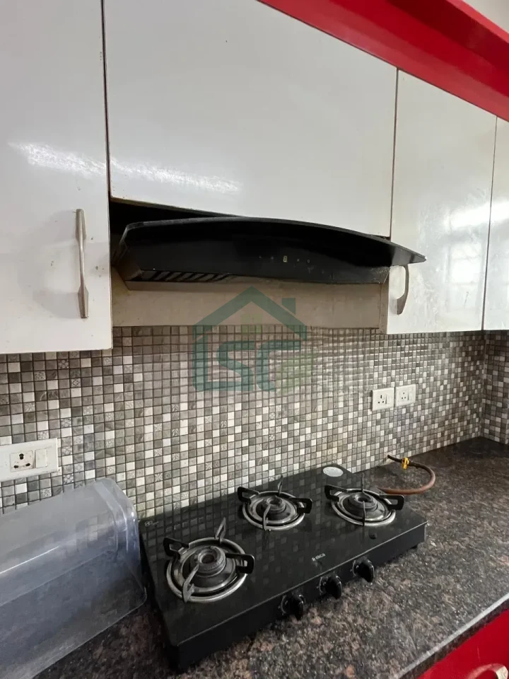 2 BHK fully furnished in Sector 52, Gurugram — property photo 3