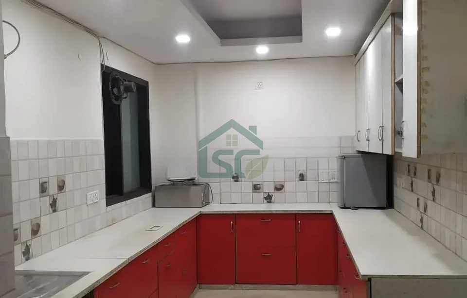 Yuva Girls PG in Jhandewalan, Delhi — property photo 3