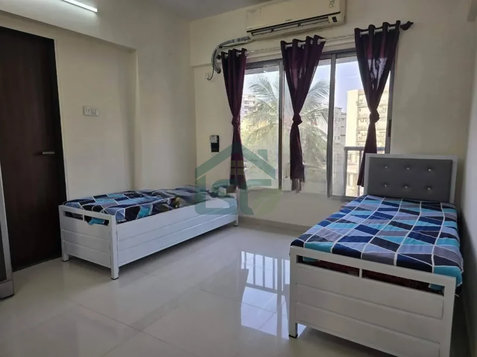Photo 5 of Girls Accomodation Ville Parle, Vile Parle West, Mumbai