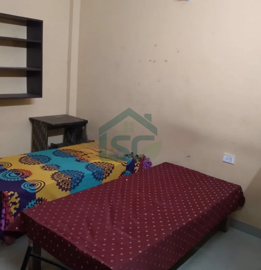 At Punya Girls PG Hostel, The Mall Avenue, Lucknow