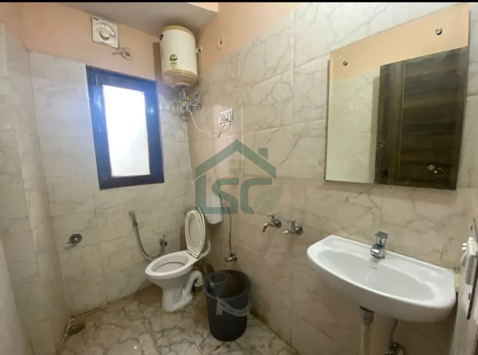 Flora Homes Co-Leaving PG Leaf in Sector 72, Gurugram — property photo 3