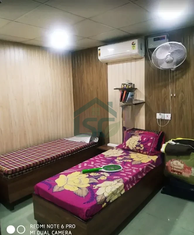 New saraswati PG home in Rohini, Delhi — property photo 2