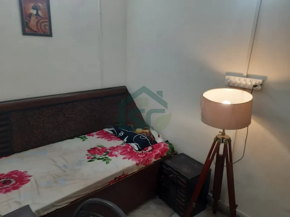 Photo 3 of Stay In Class Luxury PG, Sector 41, Noida