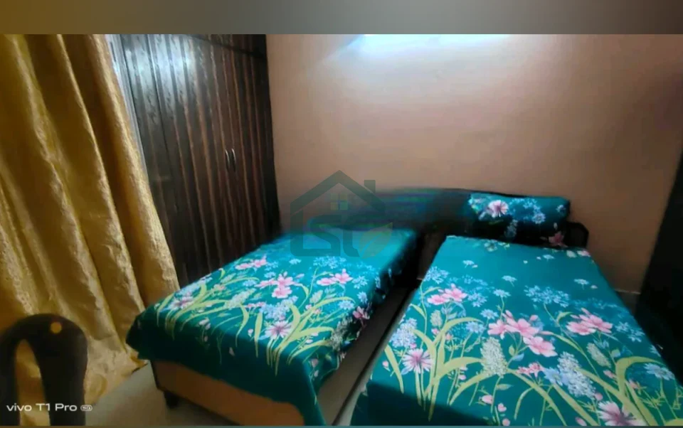 Photo 2 of Radhaya Krishna Deluxe PG, Chipiyana Buzurg, Ghaziabad