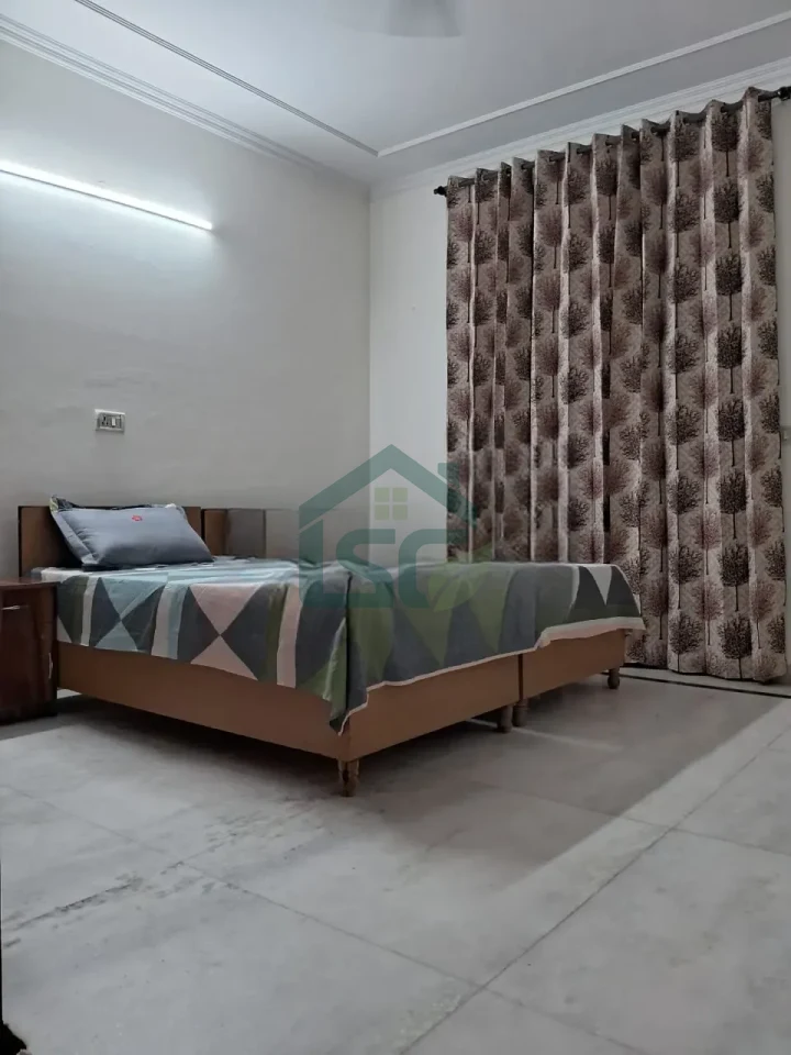 Girls PG in Sector 10A, Gurugram — property photo 2