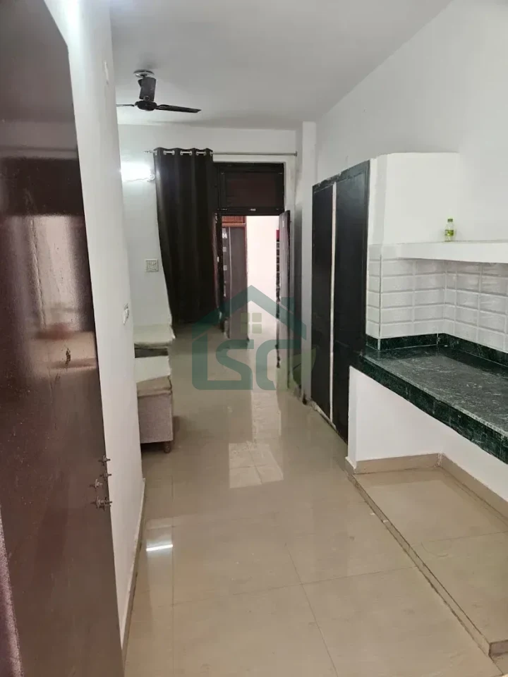 Photo 2 of Bed & Bond Premium PG, Sector 66, Noida