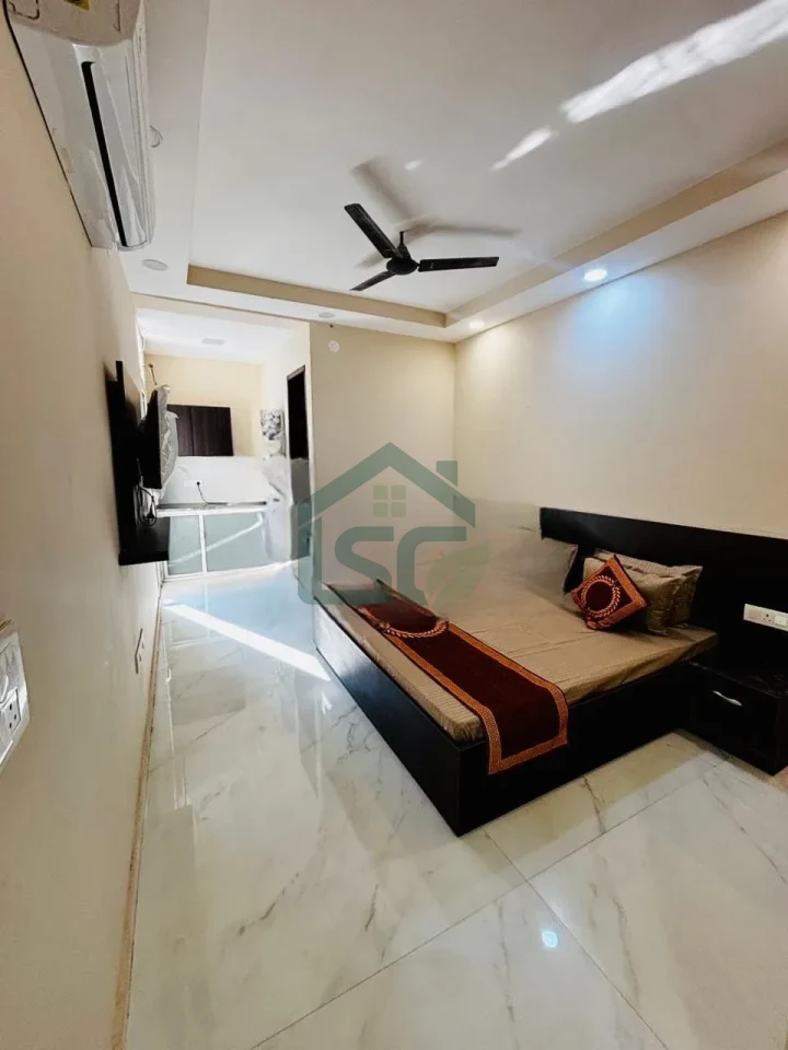 At Tiplat PG For Boys, Girls & Co-Living, Garhi Harsaru, Gurgaon