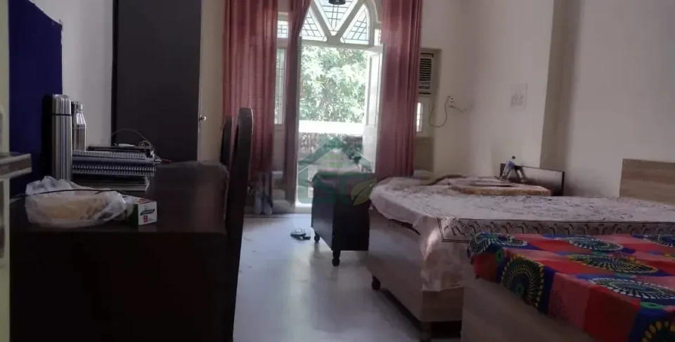 White House Girls PG in Nawada, Delhi — property photo 2