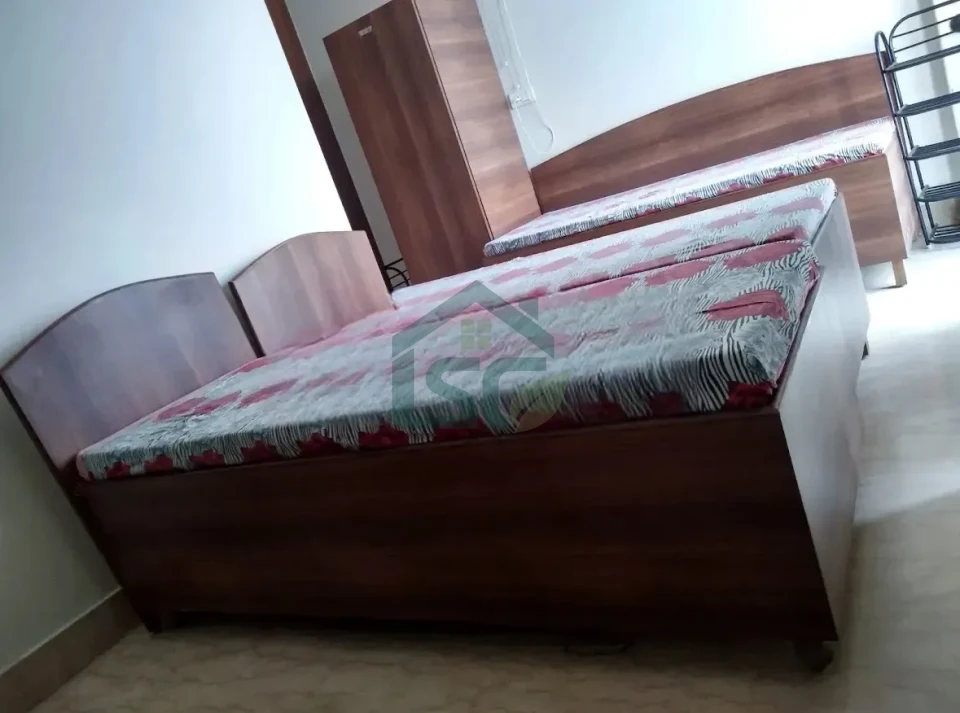 R K Villa PG in Sector 61, Noida — property photo 4
