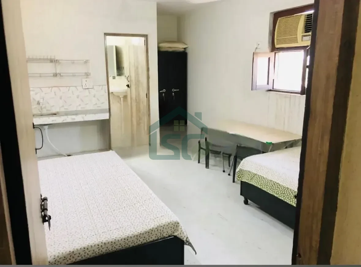 R K Villa PG in Sector 61, Noida — property photo 1