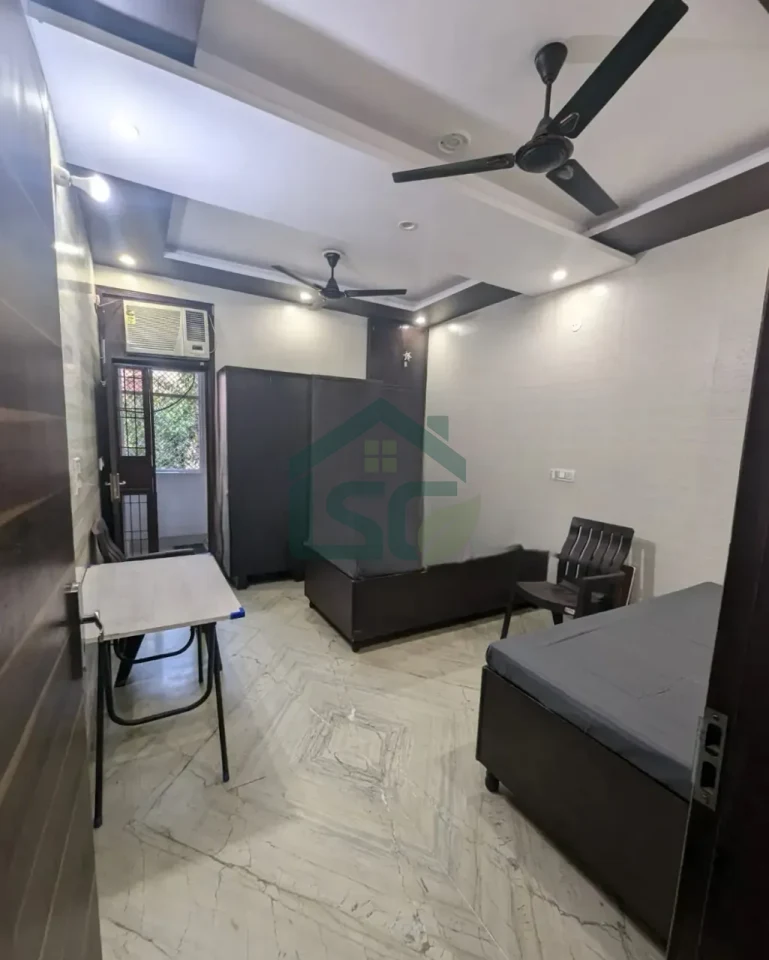 Khannas PG in Jhilmil Colony, Delhi — property photo 5
