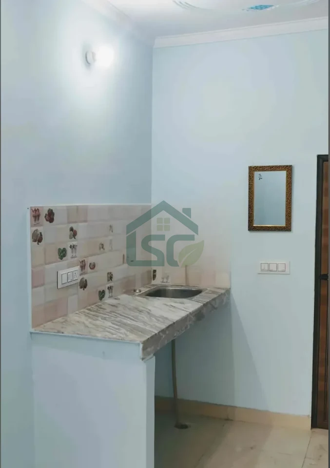 Shiv Shakti PG in Jhilmil Colony, Delhi — property photo 2