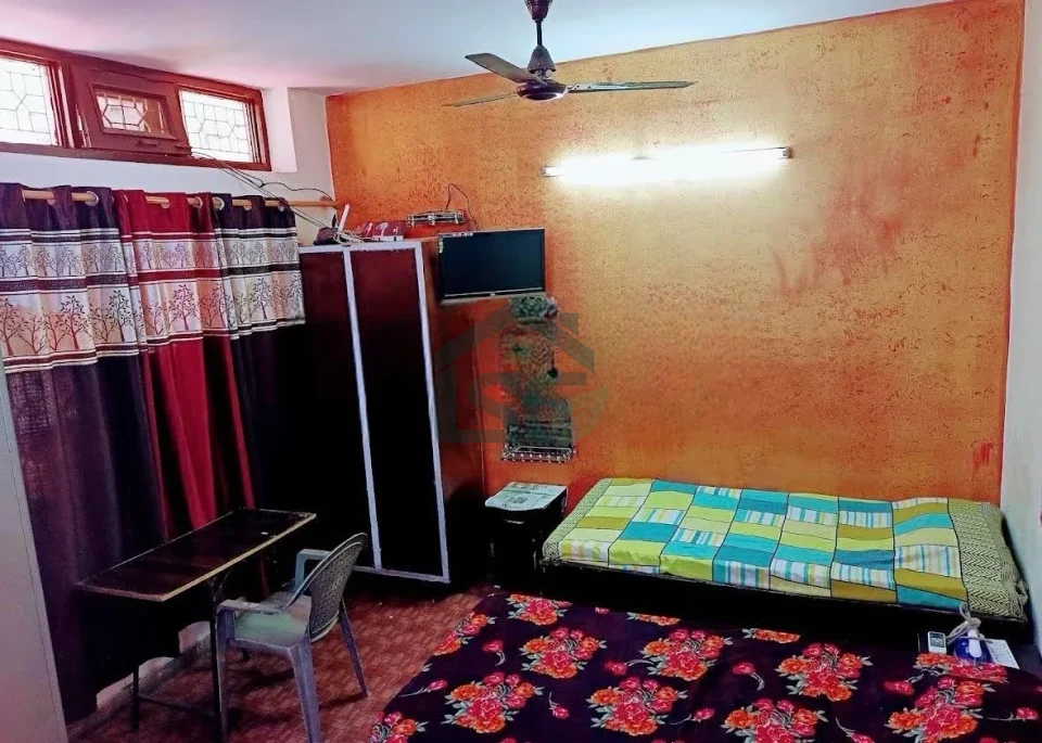 Photo 3 of Aishwarya PG, Block J 4, New Delhi
