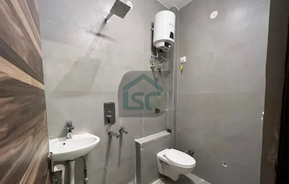 Find Girls PG In GBT Nagar in Malka Ganj, Delhi — property photo 2
