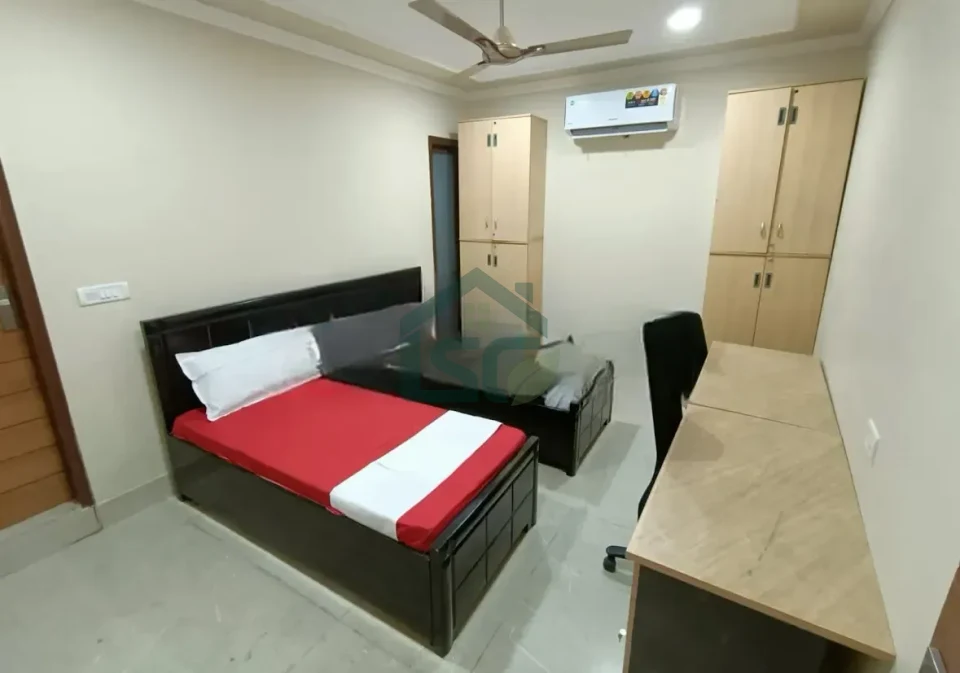 Find Girls PG In GBT Nagar in Malka Ganj, Delhi — property photo 3