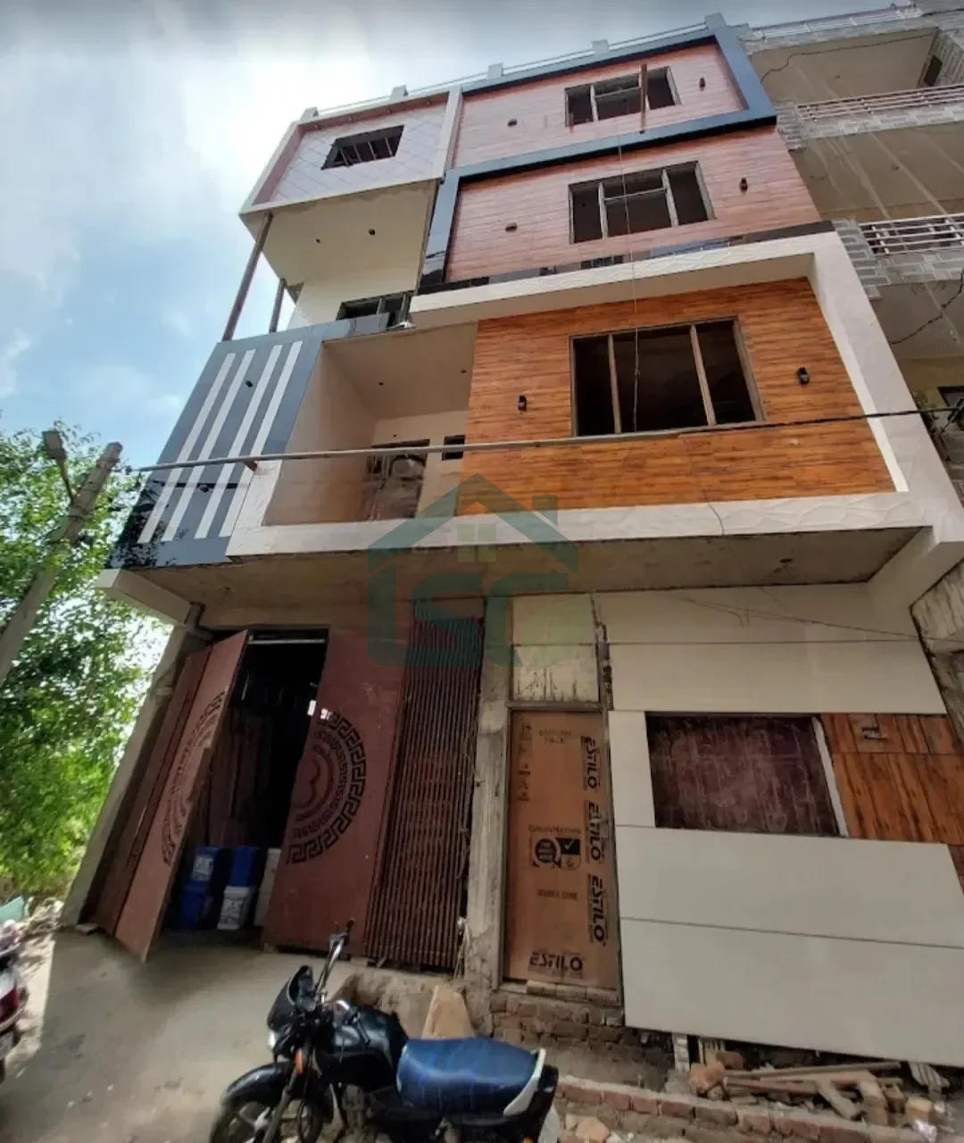 Garg residence PG in Rohini, Delhi — property photo 1