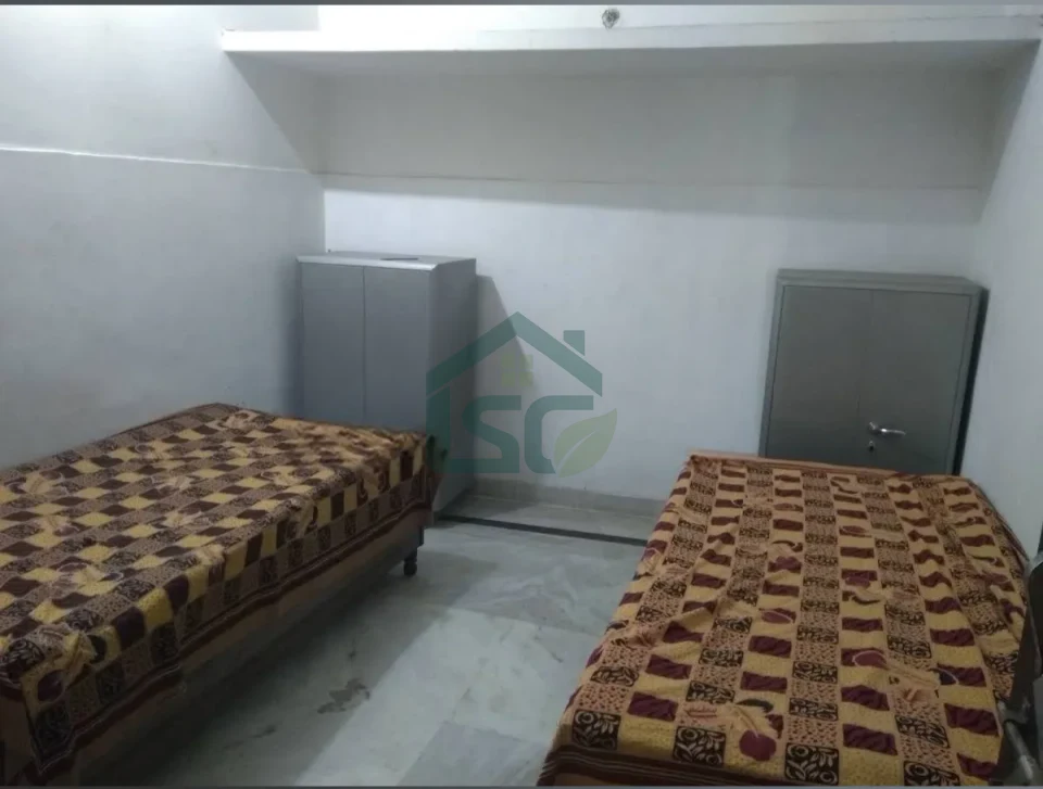At 22 Dhan Laxmi PG, Indirapuram, Ghaziabad