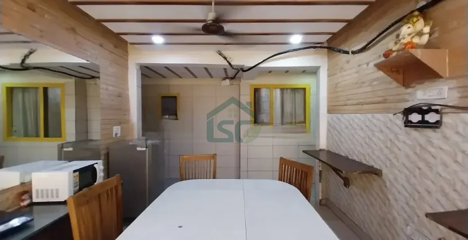 LR PG in Shahdara, Delhi — property photo 3