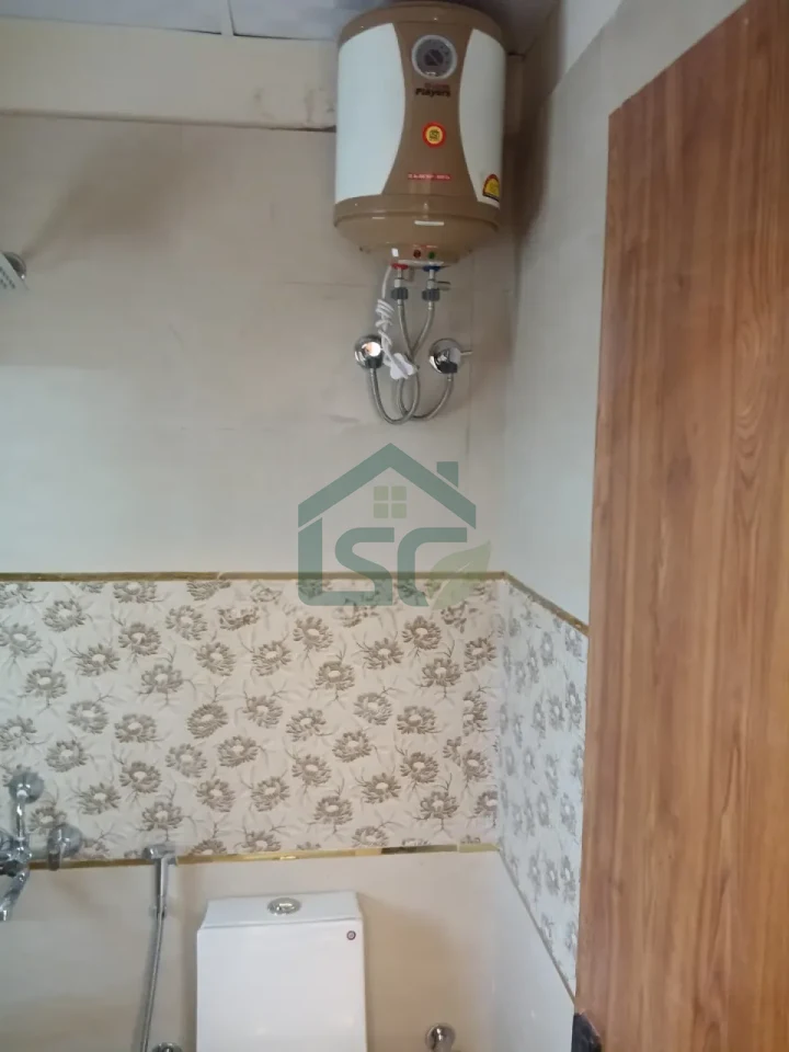 E block in Sector 52A, Gurugram — property photo 3