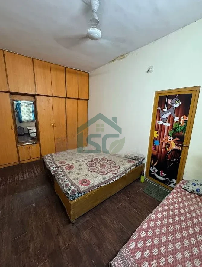 Photo 3 of R Living Paying Guest Boy'S PG, Vastrapur, Ahmedabad