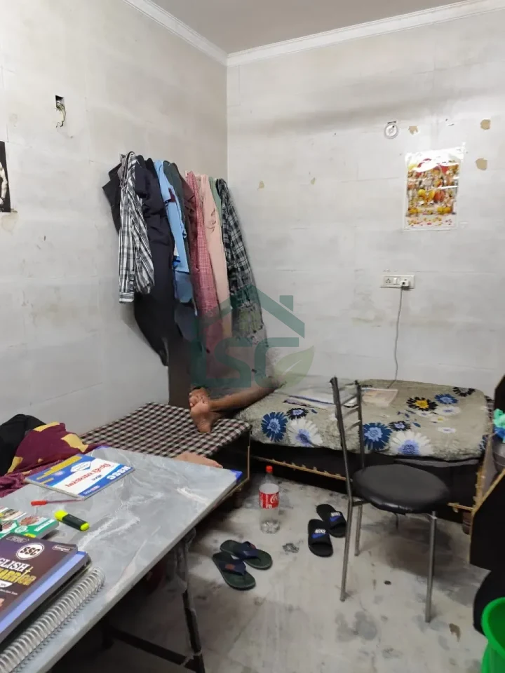 Kishan PG in Mukherjee Nagar, Delhi — property photo 1