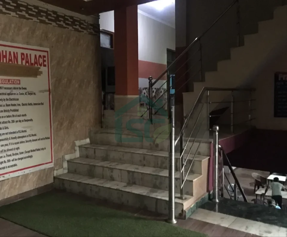 Pradhan PG in Sector 128, Noida — property photo 4