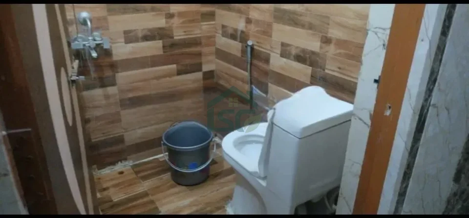 Royal Residency in Sector 63, Noida — property photo 2