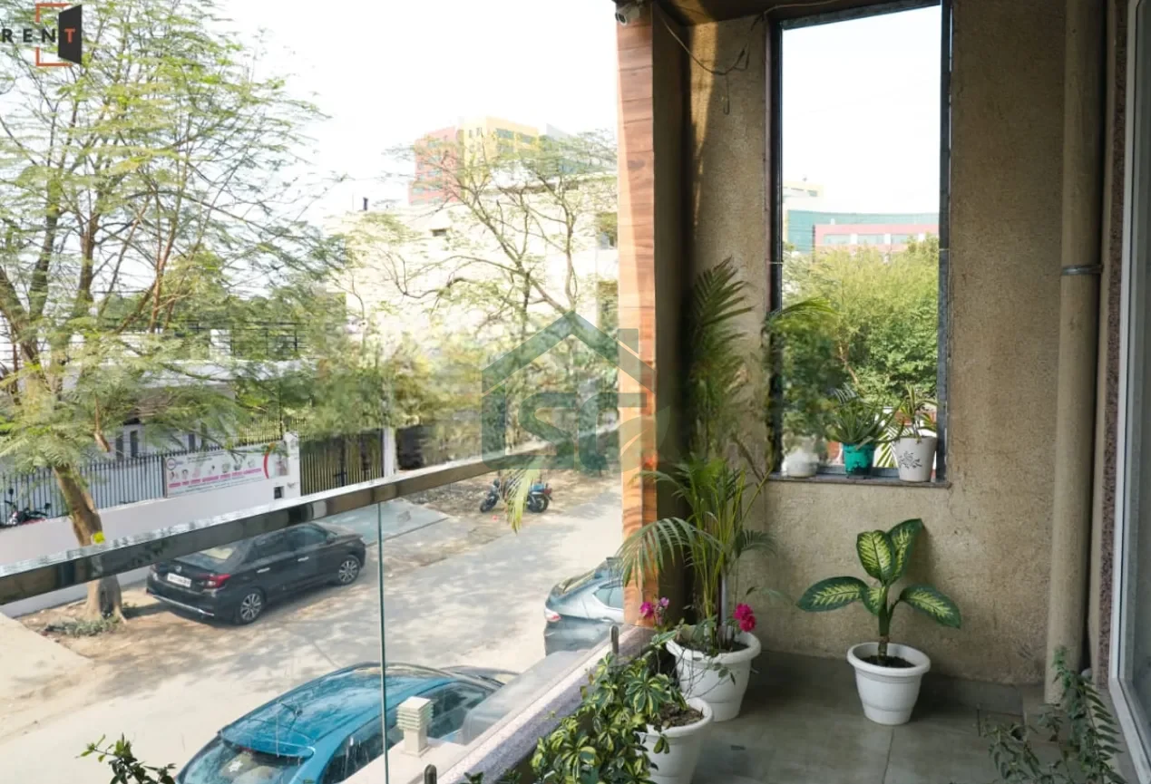 At Rentdoor Service, Sector 39, Gurgaon