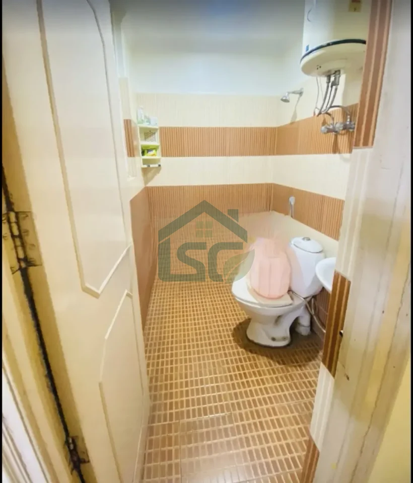 Raj bhawan PG in Sector 17, Gurugram — property photo 5