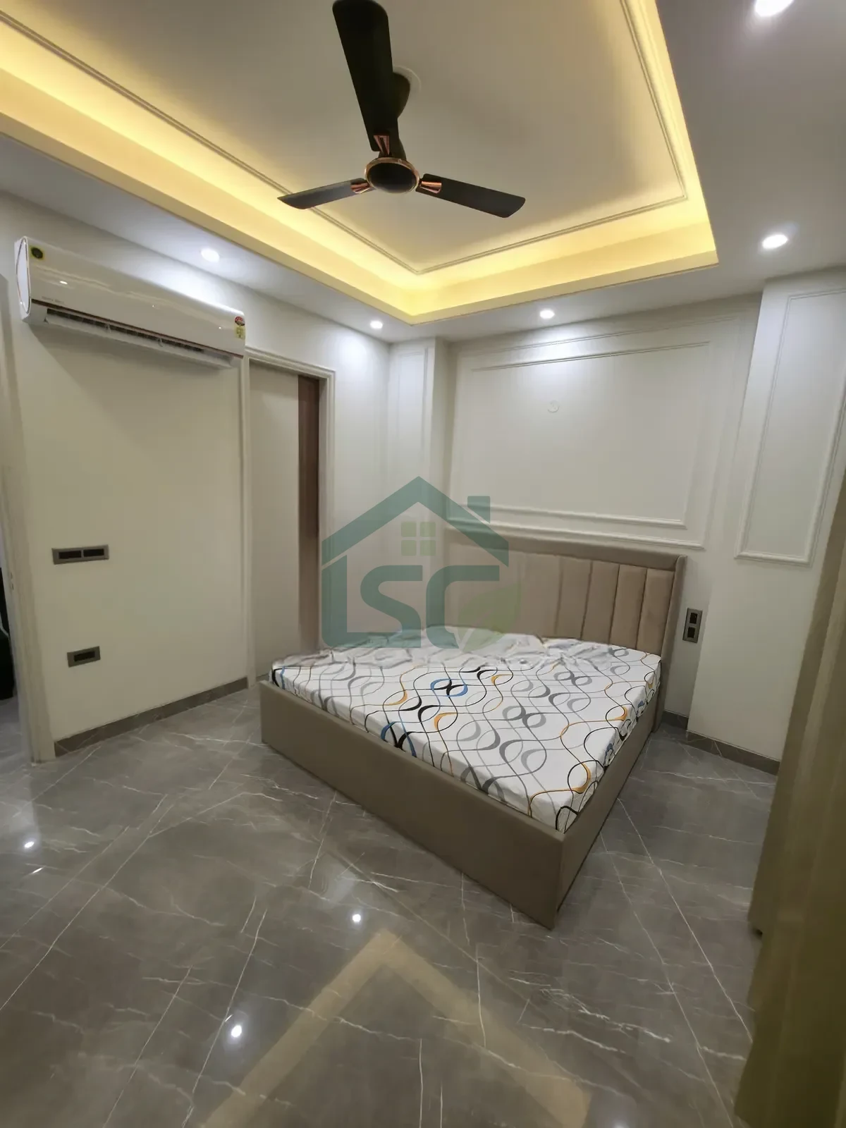 Ardee City in Sector 52, Gurugram — property photo 1