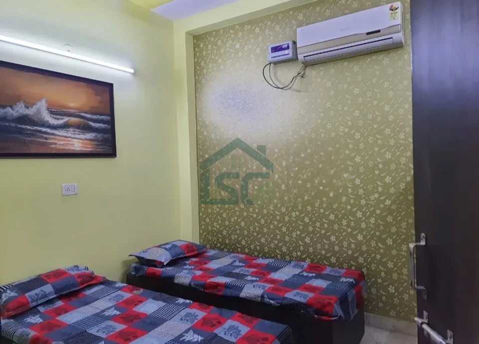 Urban Home in Shakarpur, Delhi — property photo 2