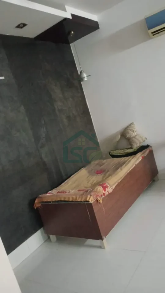 Vinay PG girls in Block E, Delhi — property photo 3