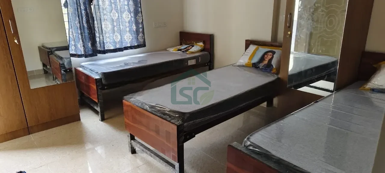 Shree RAM PG in Sector 45, Gurugram — property photo 1