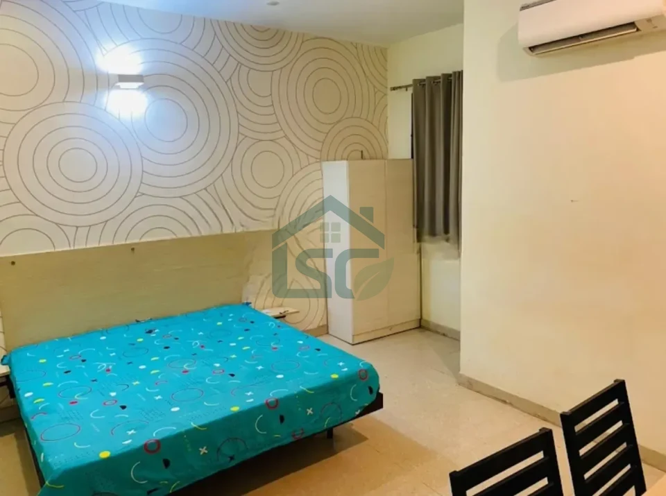 Shri balaji boys PG in Sector 92, Noida — property photo 3