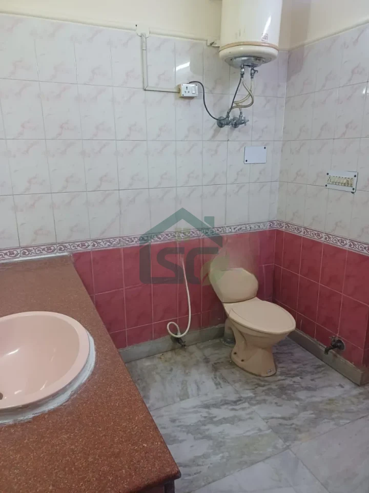 Photo 4 of LivingSiving PG, Sector 61, Noida
