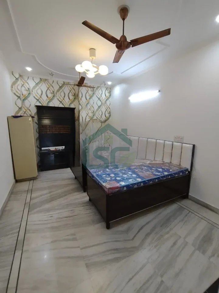 Chauhan PG in Karol Bagh, Delhi — property photo 1